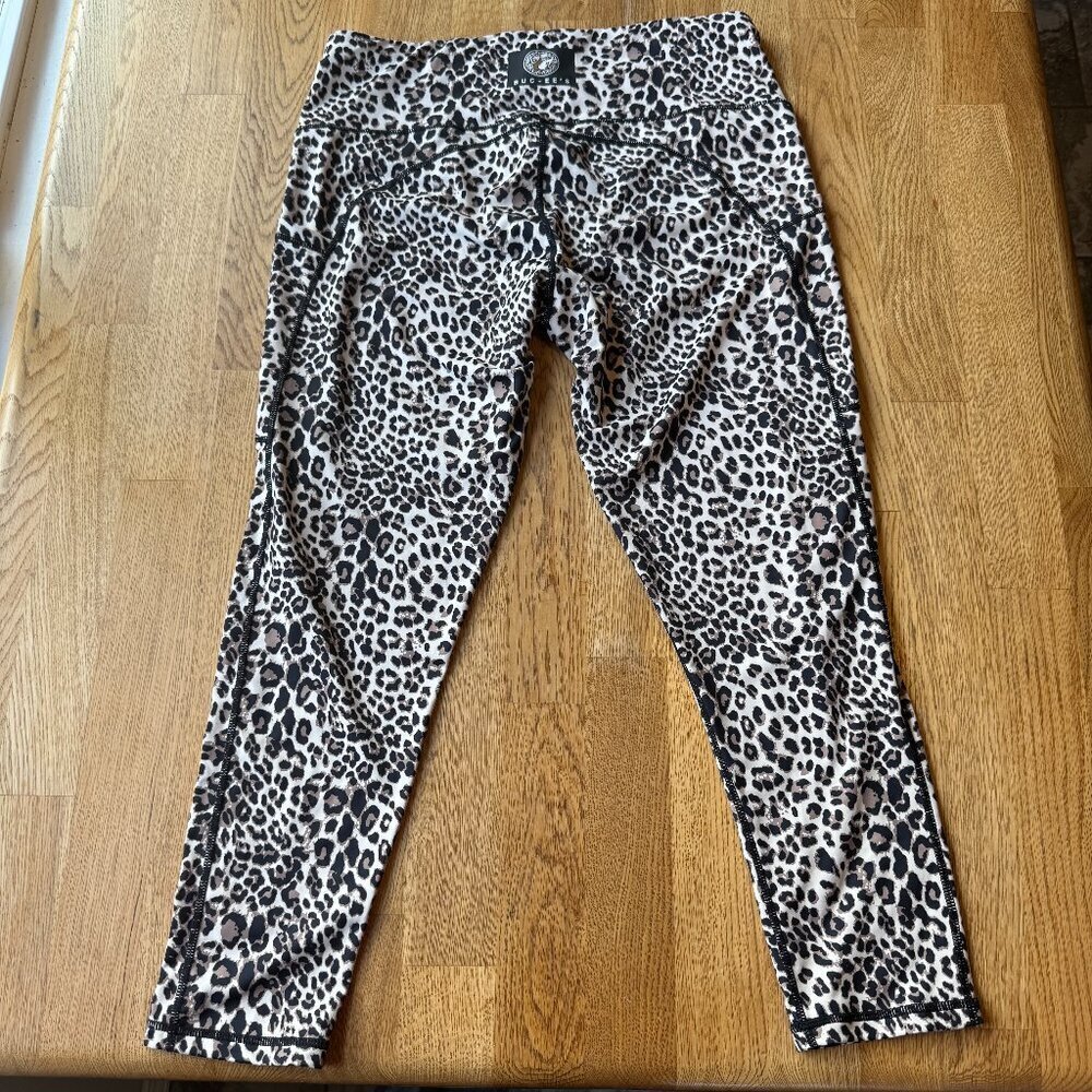 Buc-ee's Women's Leopard Print Leggings Size Large